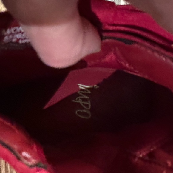 EUC! Cherry Perfect Holiday Red Bow Ankle Booties. By Impo. Size 6 - Picture 10 of 12